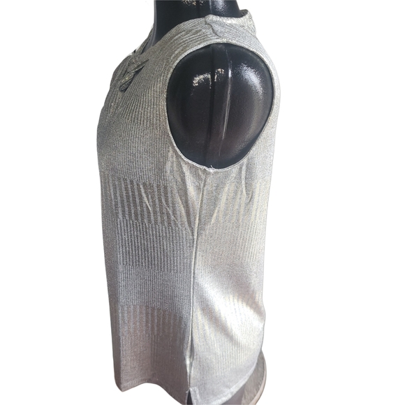 Champagne By Le Grenier Shimmery Gold Sleeveless Top M - Picture 5 of 7